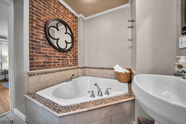 25 Orange Heights Ave, West Orange Twp., NJ 07052