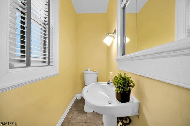 25 Orange Heights Ave, West Orange Twp., NJ 07052