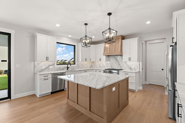 8350 W 105th Avenue, St. John, IN 46373