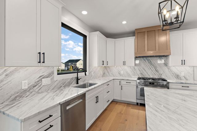 8350 W 105th Avenue, St. John, IN 46373