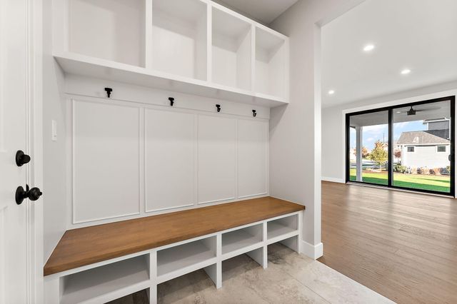 8350 W 105th Avenue, St. John, IN 46373