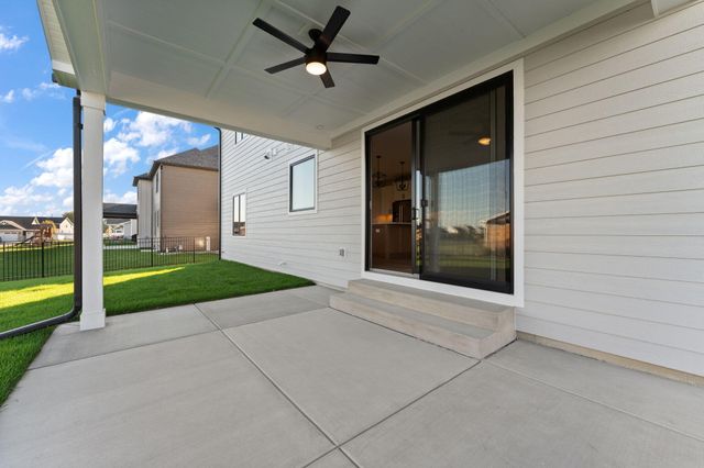 8350 W 105th Avenue, St. John, IN 46373