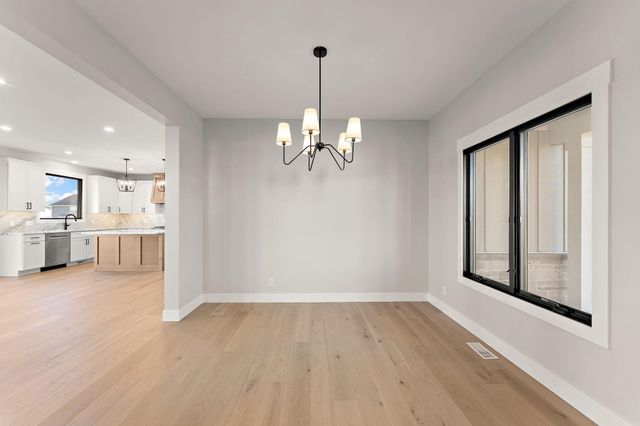 8350 W 105th Avenue, St. John, IN 46373