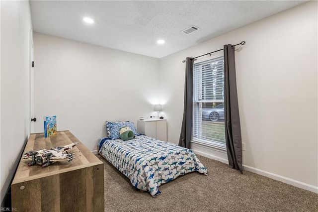 4128 White Beam CT, Virginia Beach, VA 23462