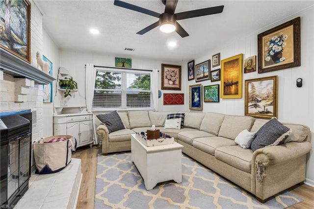 4128 White Beam CT, Virginia Beach, VA 23462