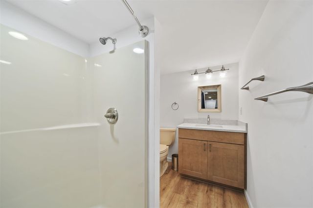 2037 Lake View Drive, Brooklyn, MI 49230