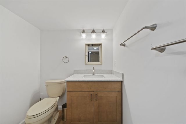 2037 Lake View Drive, Brooklyn, MI 49230