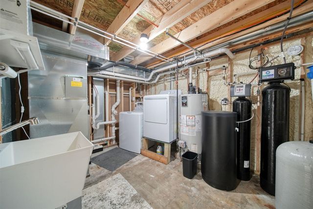 2037 Lake View Drive, Brooklyn, MI 49230