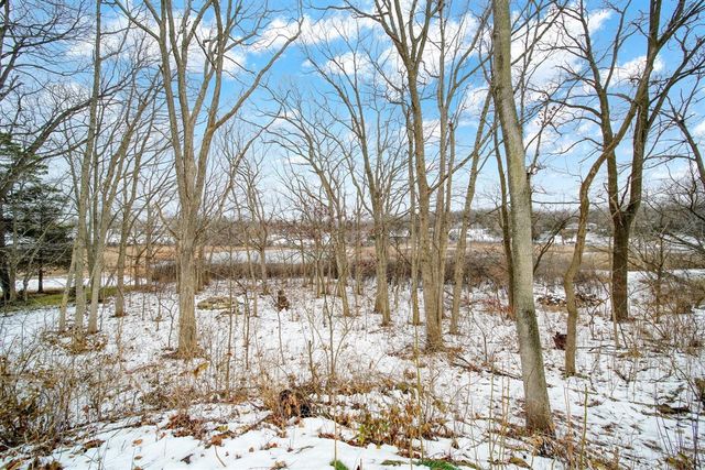 2037 Lake View Drive, Brooklyn, MI 49230