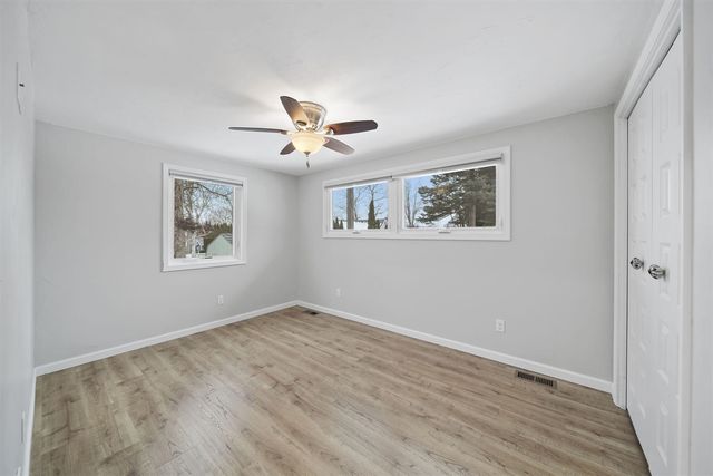 2037 Lake View Drive, Brooklyn, MI 49230