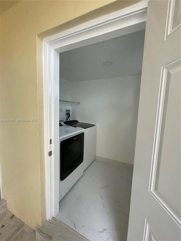 8427 SW 137th Ave 8427, Miami, FL 33183