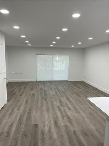 8427 SW 137th Ave 8427, Miami, FL 33183