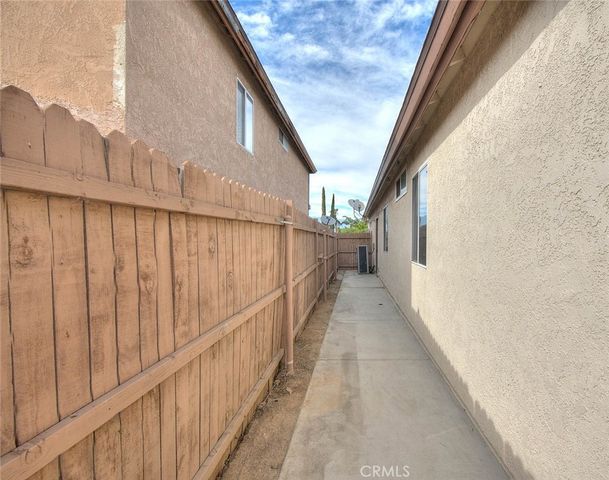 14319 Weeping Willow Lane, Fontana, CA 92337