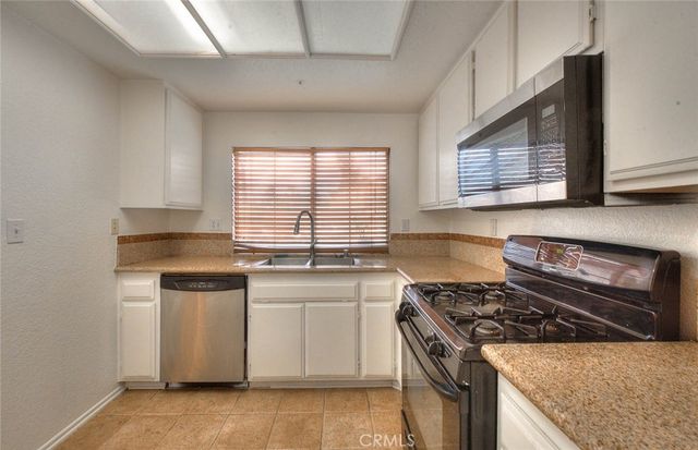14319 Weeping Willow Lane, Fontana, CA 92337