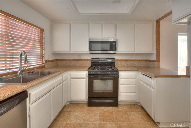 14319 Weeping Willow Lane, Fontana, CA 92337