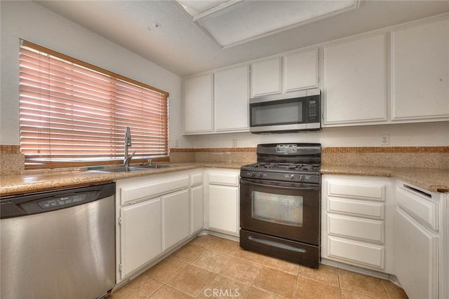 14319 Weeping Willow Lane, Fontana, CA 92337