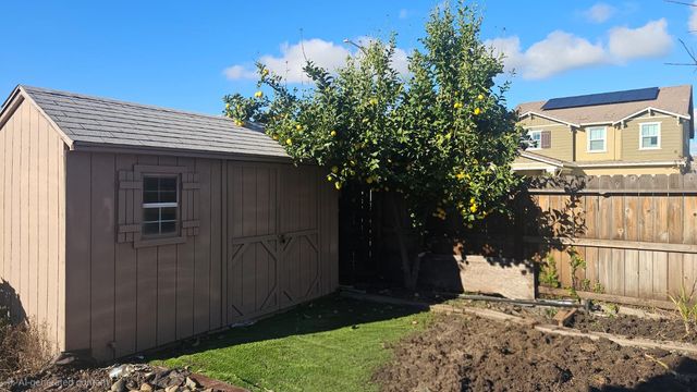 3433 BAGELLO Ct, Stockton, CA 95212