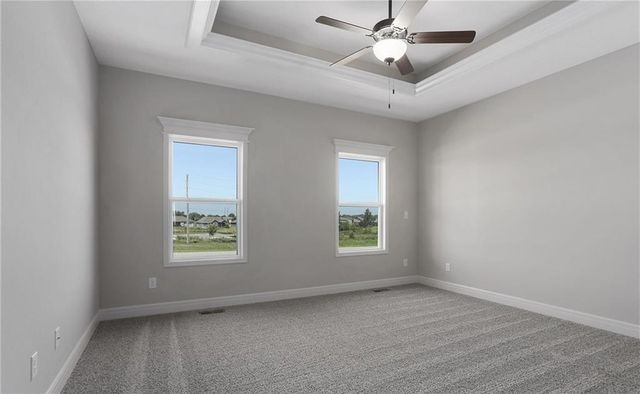 11436 N Auburndale Circle, Kansas City, MO 64157