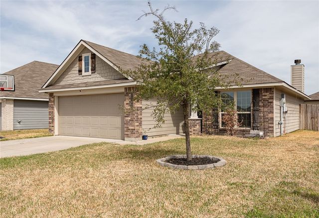 2702 Redcap, Bryan, TX 77803