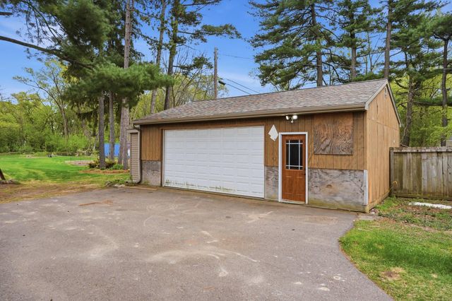 1773 Geneva Avenue N, Oakdale, MN 55128