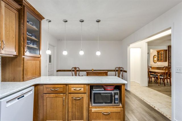 4605 Osborn Lane, Yukon, OK 73099