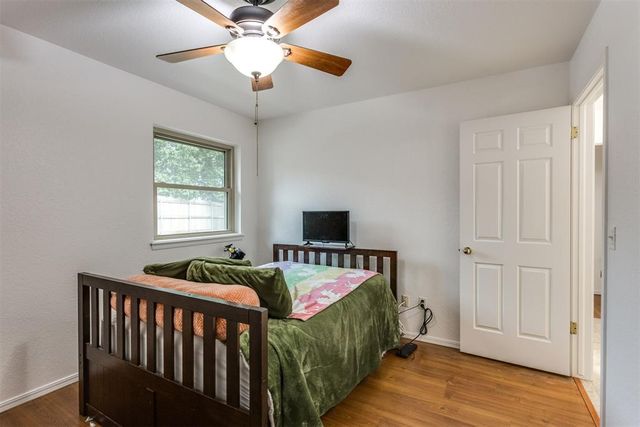 4605 Osborn Lane, Yukon, OK 73099