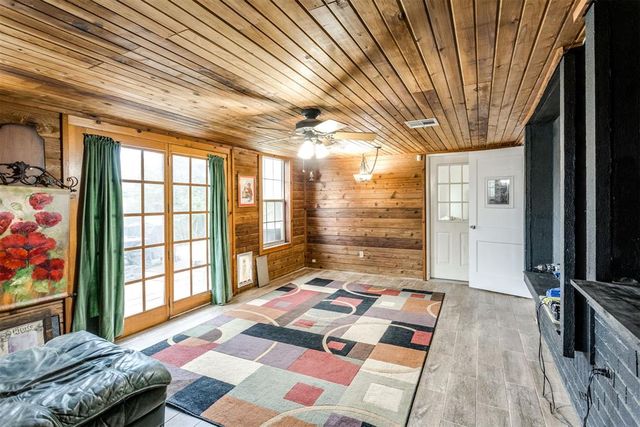 4605 Osborn Lane, Yukon, OK 73099