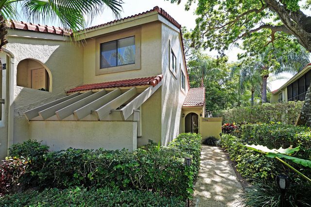 5521 Coach House Circle D, Boca Raton, FL 33486