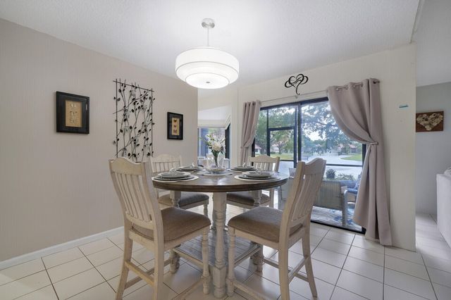 5521 Coach House Circle D, Boca Raton, FL 33486