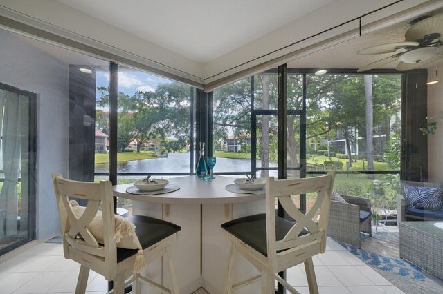 5521 Coach House Circle D, Boca Raton, FL 33486