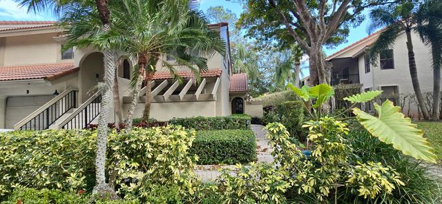 5521 Coach House Circle D, Boca Raton, FL 33486