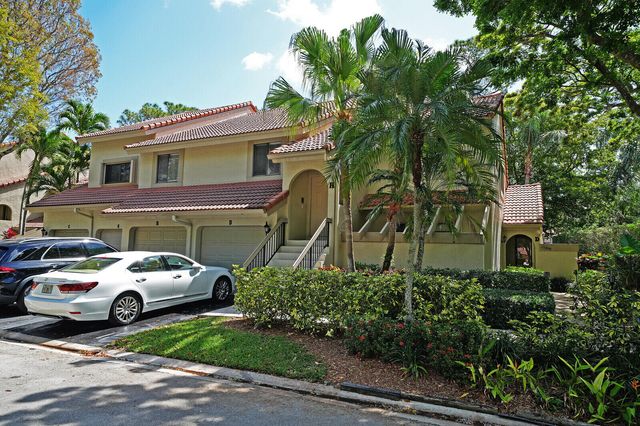 5521 Coach House Circle D, Boca Raton, FL 33486