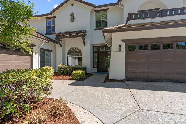 865 Wedge Wood Ct, West Sacramento, CA 95605