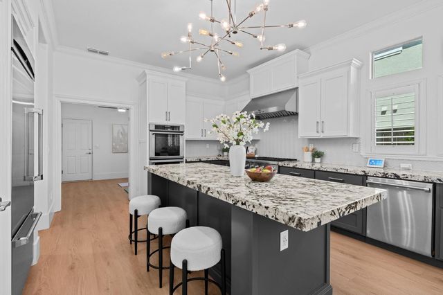 865 Wedge Wood Ct, West Sacramento, CA 95605