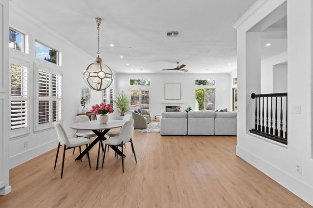865 Wedge Wood Ct, West Sacramento, CA 95605