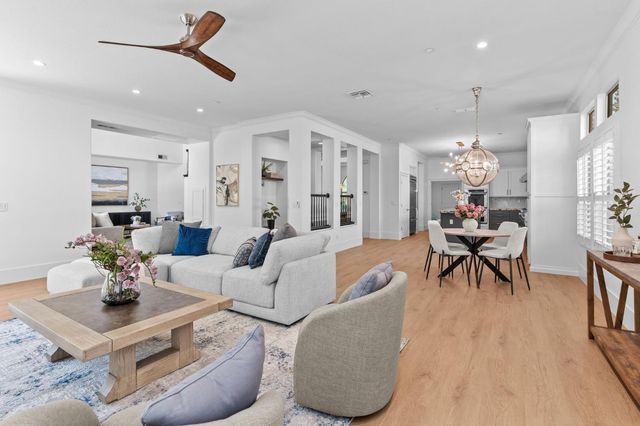 865 Wedge Wood Ct, West Sacramento, CA 95605