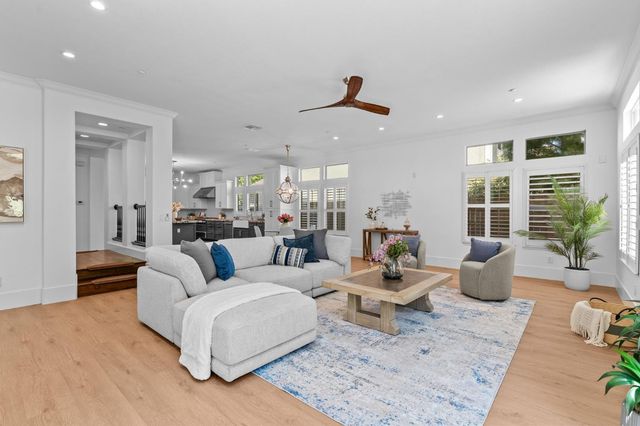 865 Wedge Wood Ct, West Sacramento, CA 95605