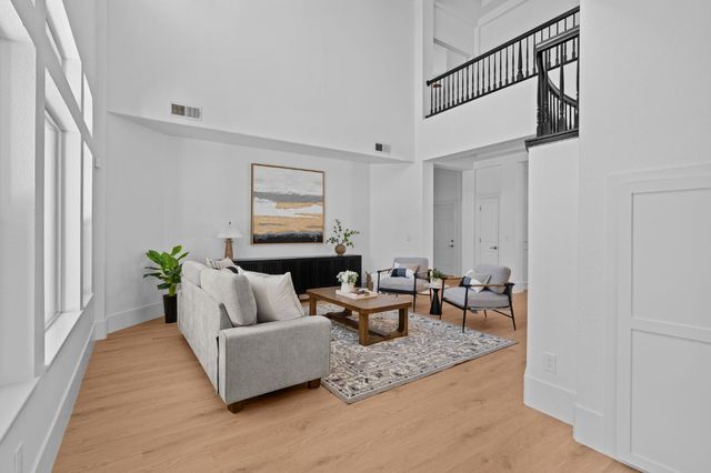 865 Wedge Wood Ct, West Sacramento, CA 95605