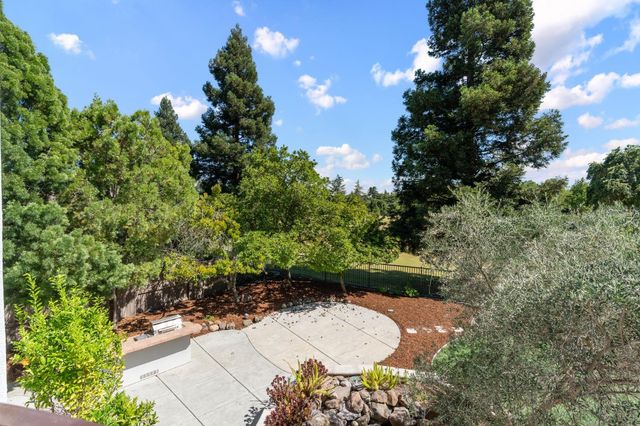 865 Wedge Wood Ct, West Sacramento, CA 95605