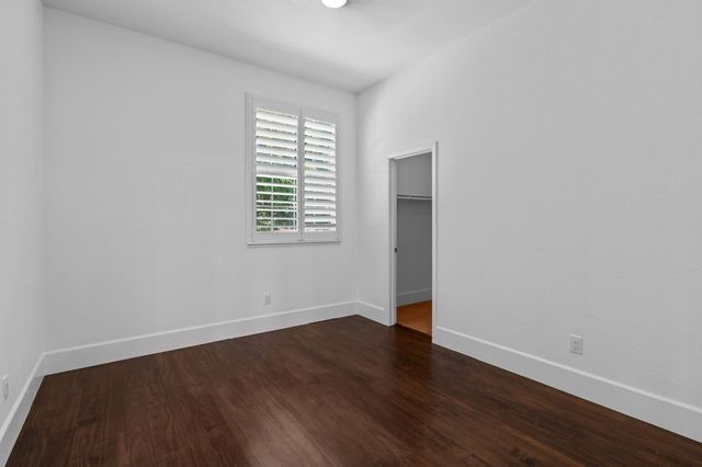 865 Wedge Wood Ct, West Sacramento, CA 95605