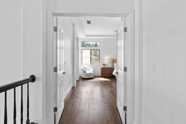 865 Wedge Wood Ct, West Sacramento, CA 95605
