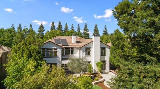 865 Wedge Wood Ct, West Sacramento, CA 95605