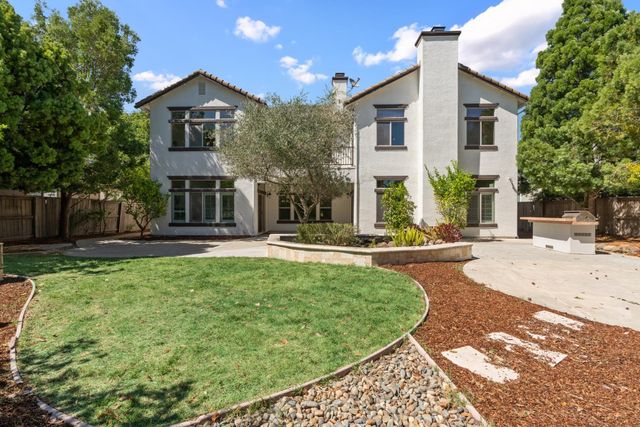 865 Wedge Wood Ct, West Sacramento, CA 95605