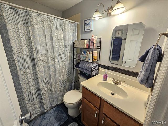 5271 Cedarstone Court C, Mehlville, MO 63129