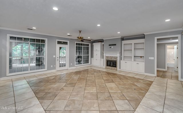 203 Remington Drive, Brandon, MS 39042