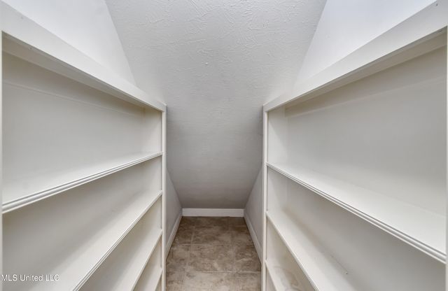 203 Remington Drive, Brandon, MS 39042