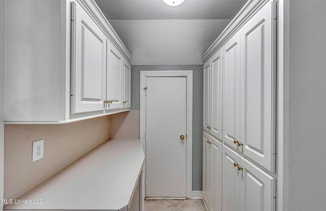 203 Remington Drive, Brandon, MS 39042