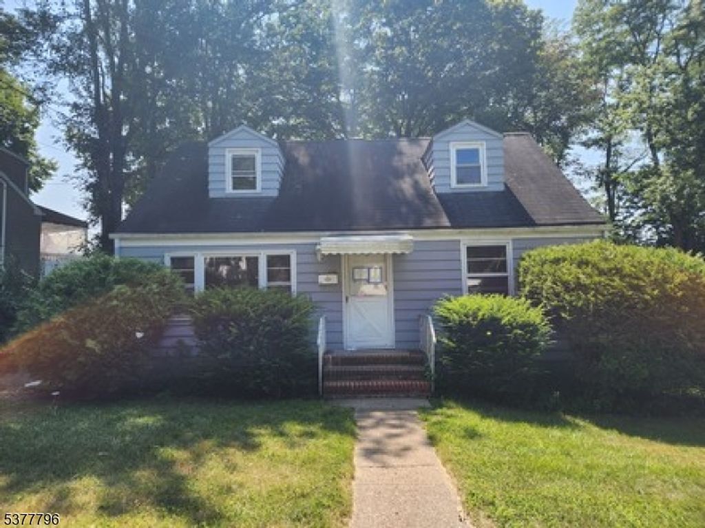 44 Hillairy Ave, Morristown Town, NJ 07960