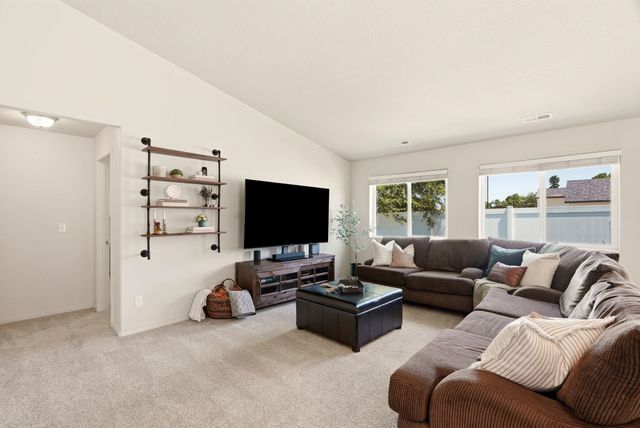 1602 N Arties Rd, Spokane Valley, WA 99016