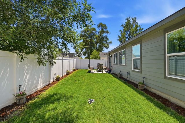 1602 N Arties Rd, Spokane Valley, WA 99016